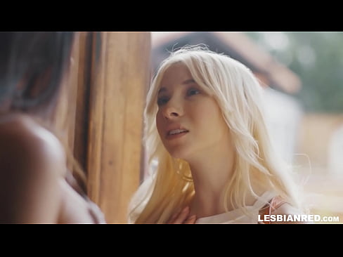 ❤️ అమ్మాయి కొన్ని నెలల తర్వాత ఇంటికి వచ్చి తన సవతి తల్లి పుస్సీని తింటుంది ️❌ పోర్నో మా వద్ద te.pinkporno.ru ❤